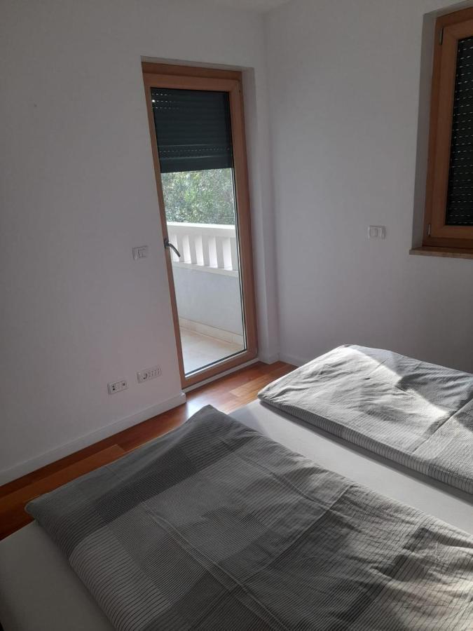 Apartment Aron Makarska
